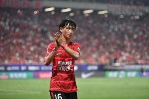 媒体人评蓉城进球:杨明洋的头球最关键,第二球德尔加多太聪明了