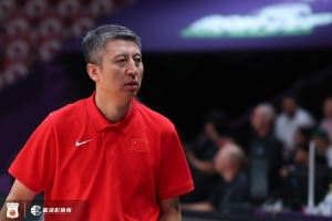 媒体人:胡明轩的最后一攻 是勇士王朝水花就用过的EOG战术