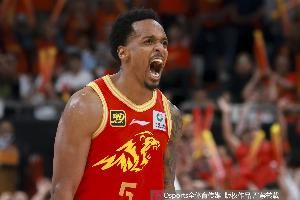 广厦总经理:再困难也要先解决俱乐部问题 布朗薪资联盟中等水平