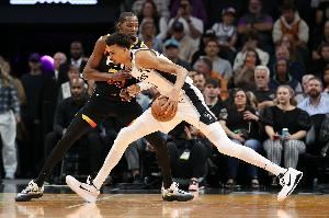 Windhorst:我坚信马刺拥有光明未来 但不确定新赛季是否能进前6