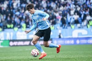 东体:刘祝润本赛季已5球2助,24岁的他正步入成长黄金期