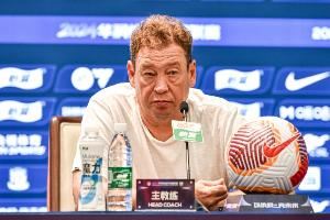  斯卢茨基：我们犯过类似的错误，希望队员能最大程度规避心态变化