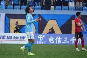 博主:今日英博阵容中没有出现赵学斌的身影,他疑似出现拉伤