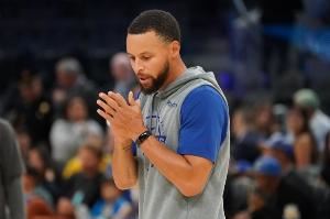  库里：有段时间我让球队陷入了困境 组织不好/进攻失误/缺乏能量