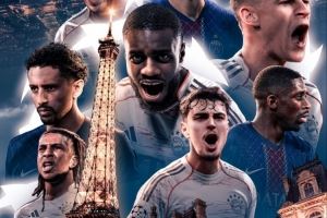  拜仁社媒发布欧冠客战巴黎海报：✨盛大的夜晚，耀眼的舞台✨