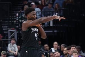  华子：我带着乐趣打球一直能享受比赛 比前几年更尽兴一些