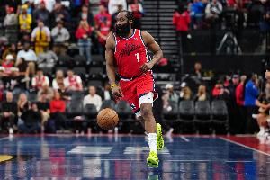  哈登谈出战51分钟：就是继续战斗 我们一直不顺但还是要坚韧&战斗