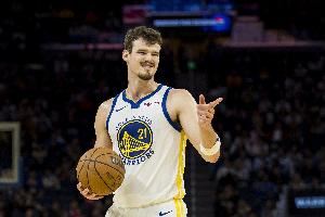  难阻失利！波斯特13投8中空砍19分6板2助1断 正负值+5